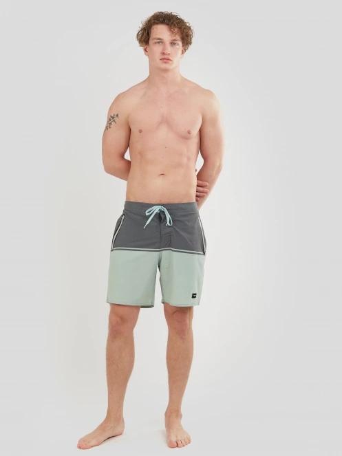 Fundango Morris Boardshort for men in green 4