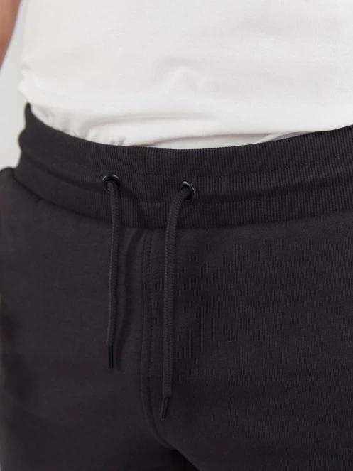 Fundango Delon Sweatshort for men in black 5