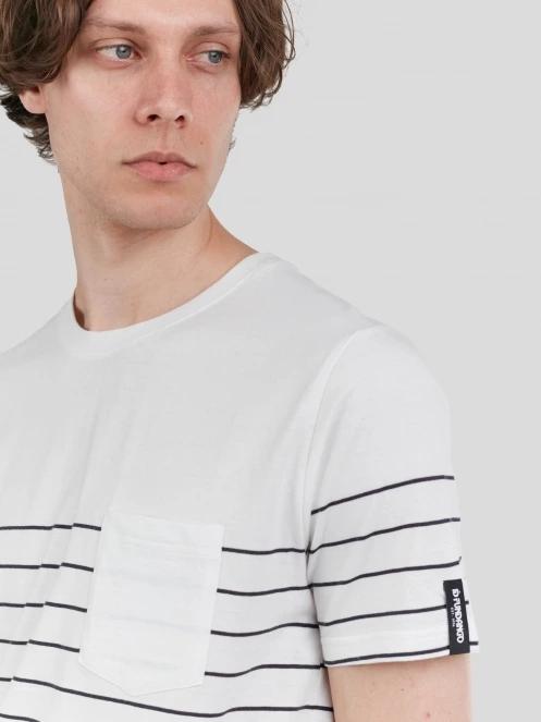 Fundango Jaggy Pocket T-shirt for men in white 6