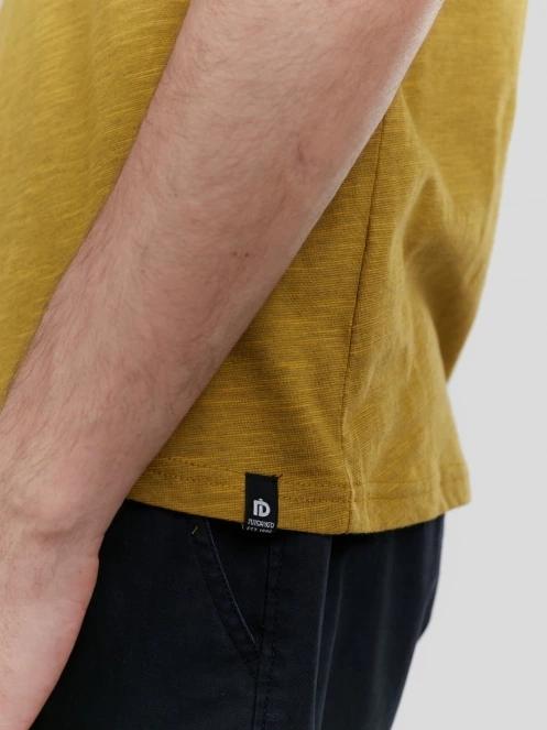 Fundango Jaggy Structured T-shirt for men in oliv 6