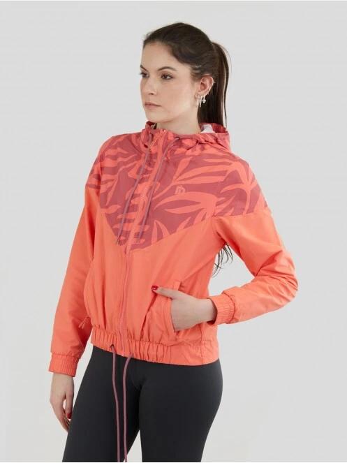 Fundango Breeze Windbreaker for women in magenta 2