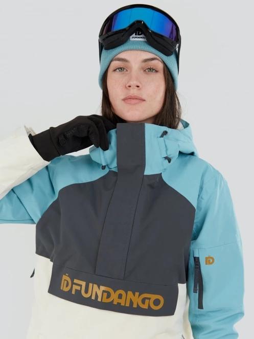Fundango Birch ECO Logo Anorak for women in light blue 5