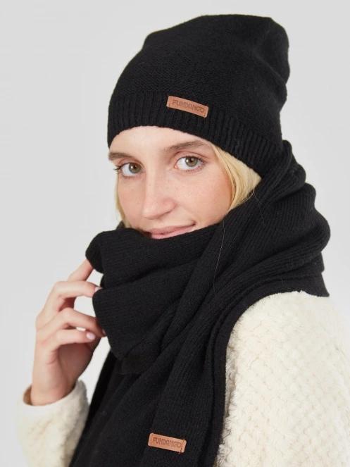 Fundango Nara Beanie for women in black 3