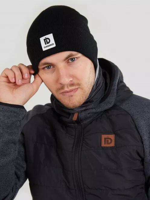 Fundango Kingdom Beanie for women in black 3