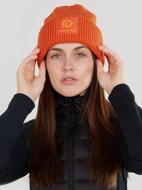 Fundango Elion Beanie in orange 3